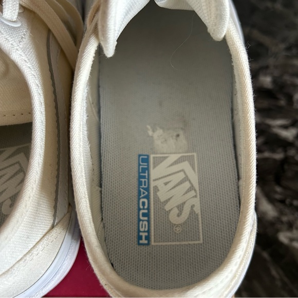 Marshmallow Sentry Old Skool Vans - Picture 9 of 12